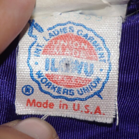 Vintage 80s Crushed Velvet Off Shoulder Dress - Picture 7 of 11